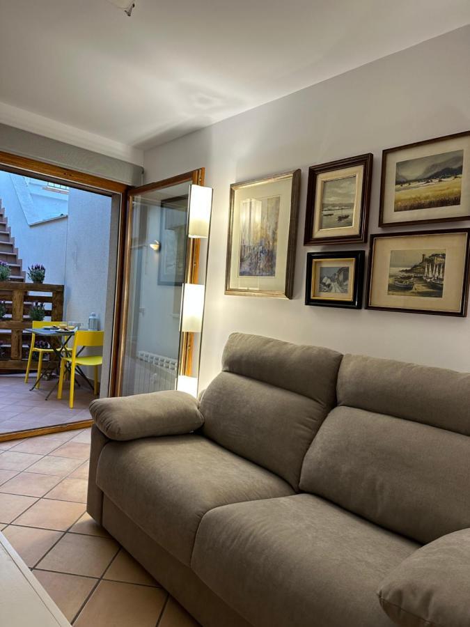Chic Apartment Beach Mataro Luaran gambar